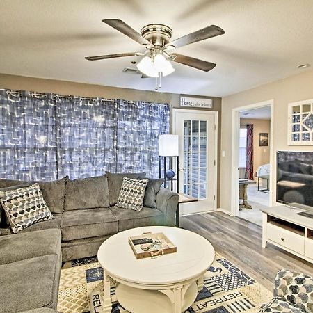 Updated Lake Taneycomo Condo With Screened Porch! Branson Luaran gambar