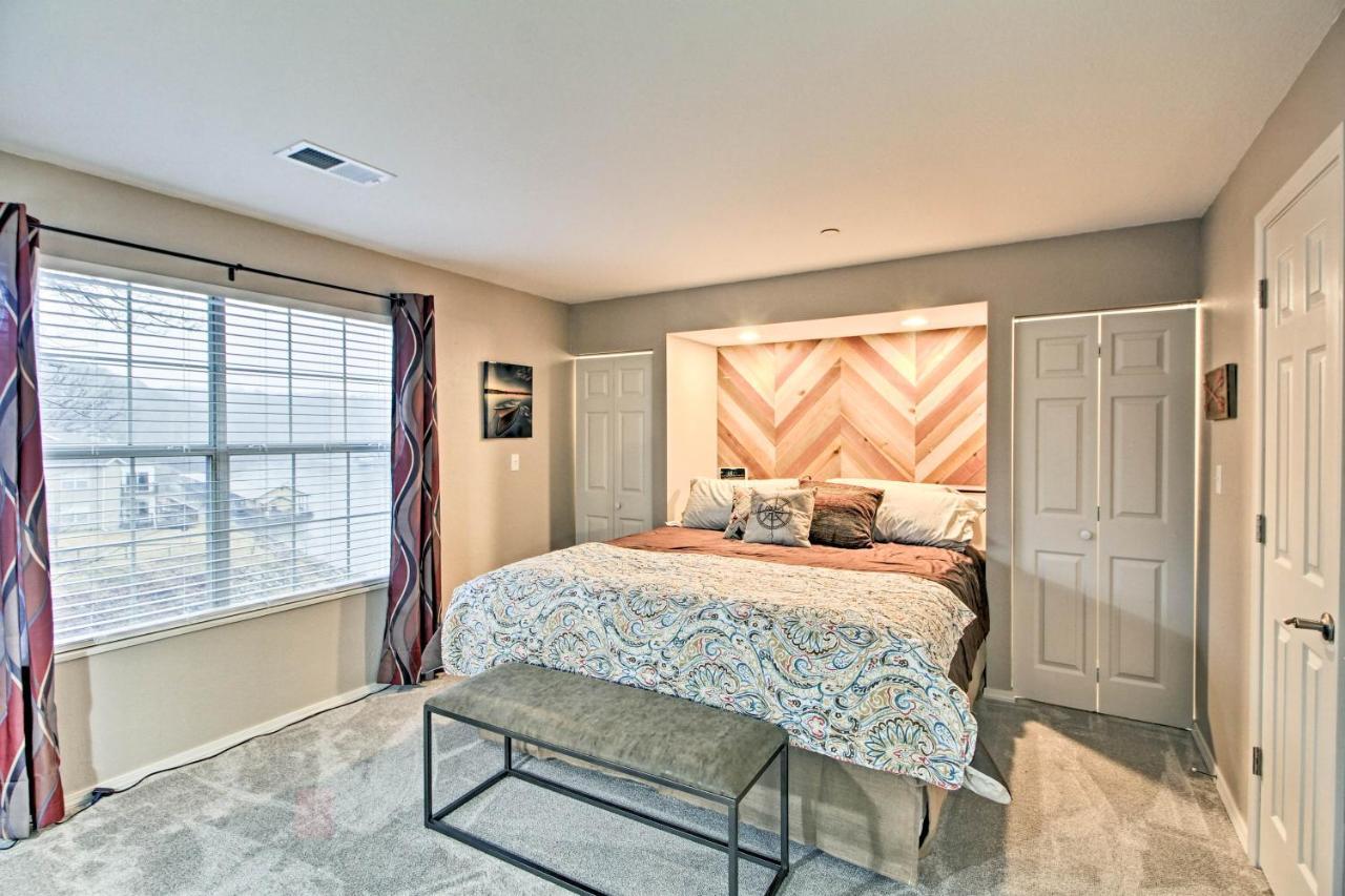 Updated Lake Taneycomo Condo With Screened Porch! Branson Luaran gambar