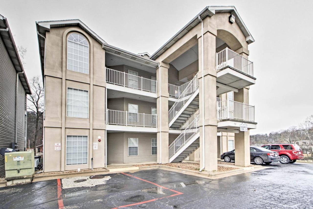 Updated Lake Taneycomo Condo With Screened Porch! Branson Luaran gambar